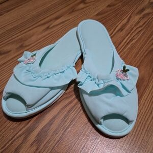 Vintage BRAY MATES Nylon Slipper, Baby Blue, Like New, Very Soft To The Touch.